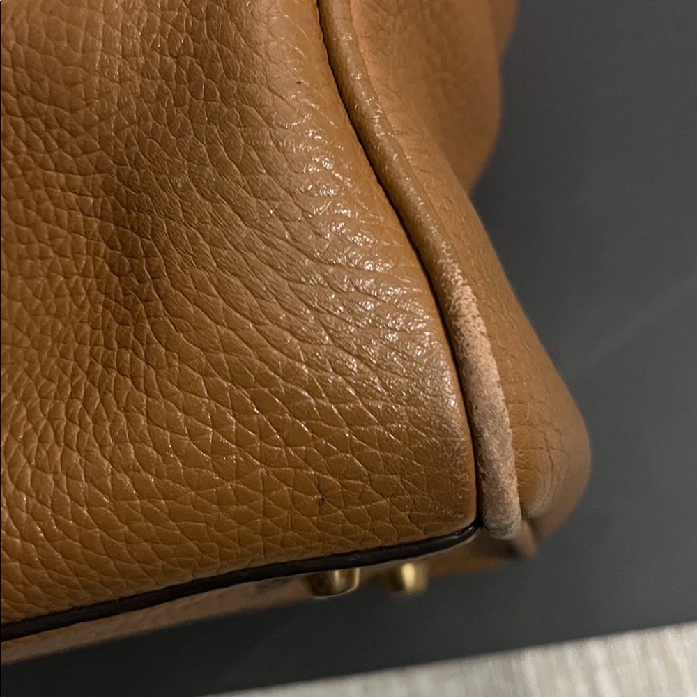 Marc Jacobs Tan Leather Satchel Bag - Picture 9 of 16